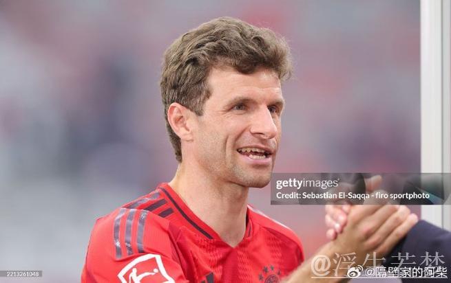 第32轮:拜仁慕尼黑3-3莱比锡 精彩回顾 第32轮:拜仁慕尼黑3-3莱比锡 精彩回顾