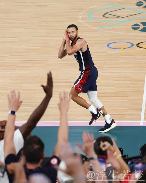 库里精彩拉杆2+1上演神级操作 库里精彩拉杆2+1上演神级操作